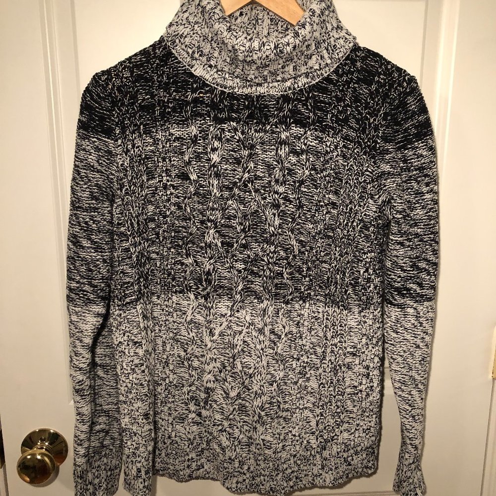 Jillian and Nicole women turtleneck sweater